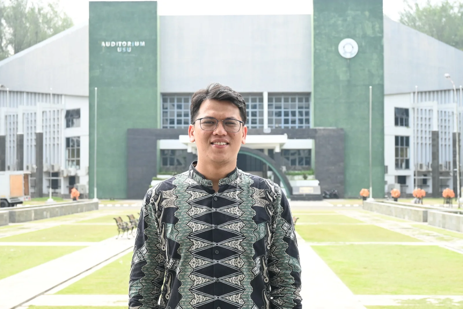 Jejak Riset dari Rimba Tarutung: Daun Bosi-Bosi Menembus Batas Ekstraksi Hijau dan Antikanker Payudara